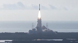 Se opsendelsen: Kæmpe Mars-robot fyret ud på en syv måneder lang rejse