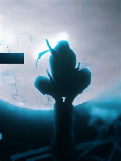 Itachi's Iconic Pose in Naruto Edits