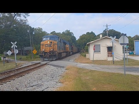 CSXT 800 leads CSX C319 by the CN&L Depot in Prosperity SC on the CSX CN&L Subdivision