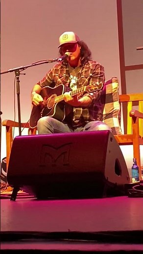 “Big Green Tractor,” sung by co-writer David Lee Murphy ‪@JasonAldean‬