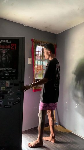 998K views · 10K reactions | Eyo  #fypシ゚ #tattoominimalist #tattoodesign #tattoolovers #tattoolife #tattooideas #tattooart #romtattoo #romtattoostudio #romeoart #romeotatts #Malikhaingmio #eyodisismio #Blackandgraytattoo #blacktattoo | Romeo Libardo | Facebook