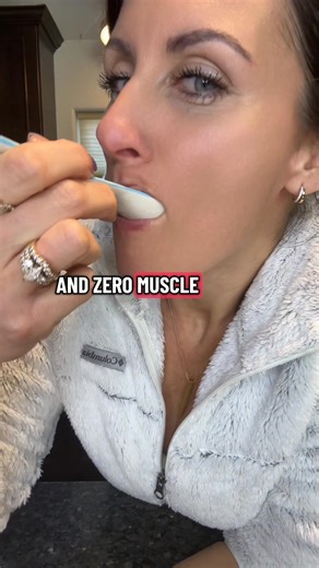 This little chocolate spoon has everyone talking… 🍫 There was a 12-week clinical study and 94% of participants saw visible changes in their waist, weight, and overall body composition… with zero muscle loss. 🤯 Just one tablespoon a day that melts fat, boosts metabolism, supports gut skin health, and tastes like hot fudge. 🍫✨ Curious yet? 👀 Comment SLIM below and I’ll send you all the details 💋 #slimdownjourney #metabolismboost #chocolatelovers #bodytransformation #weightlosstips | Ashley Ma