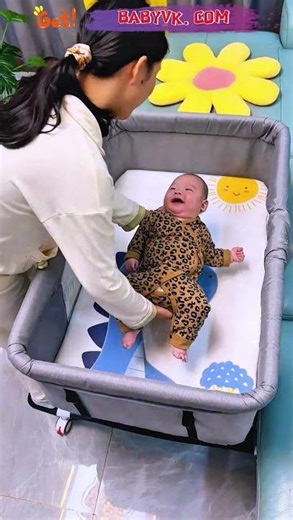 Foldable Rocking Baby Bassinet – Push It, Rock It, Nap Anywhere #BabyGear #BabyBassinet