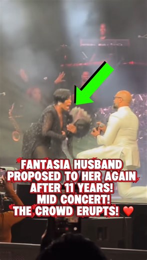 Fantasia’s husband re-proposed to her during her Valentine’s show in Houston, 11 years after their wedding. 💍❤️ He gifted her an 11-carat ring, one carat for every year of marriage! This is beautiful ❤️ #fantasia #valentinesday #rnb #singer | Sayyid McKinney