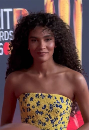 Olivia Dean Shines at the BRIT Awards