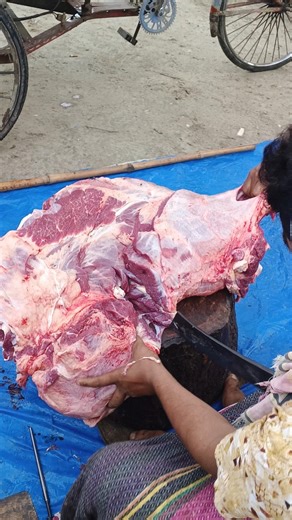 Raw Cow Meat Cutting Process | Full Video 🔪🔥#beefcutting #cowmeat #butcherskills #freshbeef #shorts