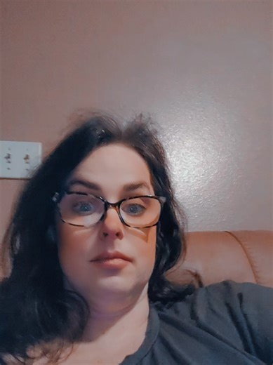 For @clapbacks.and.chaos, this is more my style. Someone got me all in feelings today after calling me on mh business phone #lyrics #tonguetwister #igotagoodheart #thismouththo