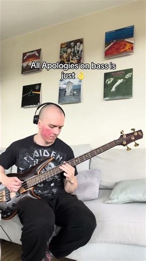 All Apologies - Nirvana bass cover #basscover #bass #cover #nirvana #bassguitar #grunge #bassist