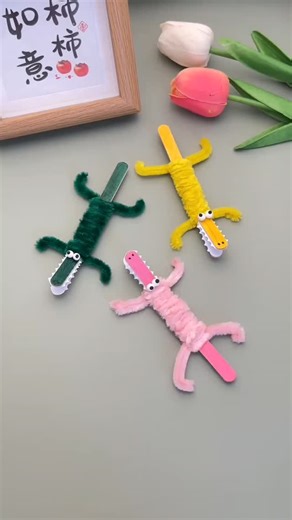 paper crafts creator on Instagram: "Cute Crocodile with Popsicle Stick and Pipe Cleaner #popsiclestickcraft #pipecraft #crocodilecraft #diyanimals #kidscraft #creativefun #handmadeproject #easycraft #funforkids #diytoy"