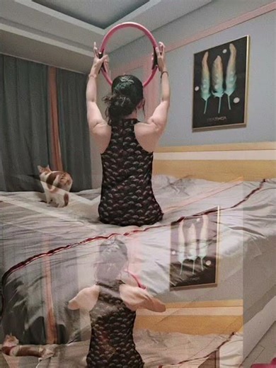 Follow me：how to change round shoulder and hunchback