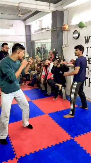 Reverse Sweep Kick Tutorial ! Step by Step Martial Arts Training 🔥 #ReverseSweepKick#shorts