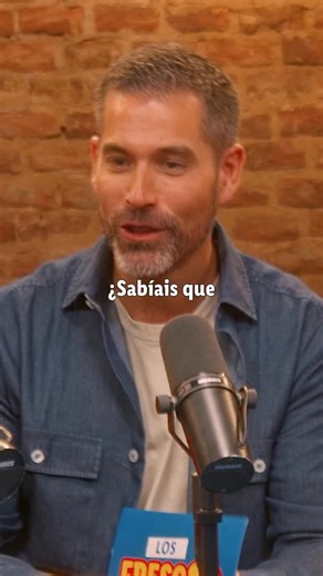 De moneda azteca…a amor incondicional. 😱 Así es la historia del chocolate. ¿Es cierto que es mejor evitarlo antes de acostarse? Prepárate para las risas y la información más dulce junto a @pabloojedaj, @silviabril y nuestra invitada, @alma_cupcakes. ¡Ya disponible en Spotify y Youtube! #LidlValeLaPena #LosFrescosDeLidl | Lidl España