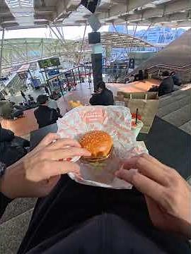 Burger King x Buldak: Korea-Only Chicken Sandwich Review | Seoul food