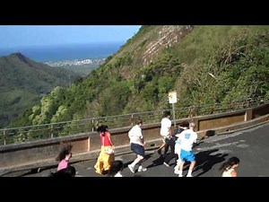 Nuuanu Pali Lookout, Kaneohe Oahu
