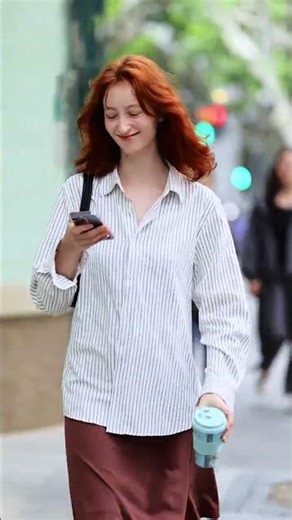 Beautiful Chinese Girl | Chinese Street Fashion #shorts #chinesefashion #streetstyle #tiktok