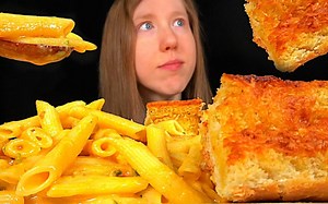 【SongByrd】芝士通心粉+蒜蓉面包 吃播咀嚼音