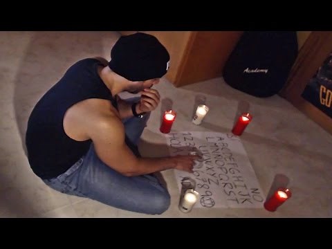 JUGANDO A LA OUIJA REAL TOTALMENTE SOLO (EN DIRECTO)