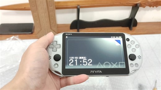 不会吧，2025年还有人买PSV2000（开箱实录-原声纯享版)