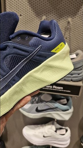 Nike Metro Tek OBSIDIAN AND VOLT 2026