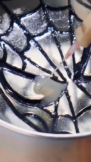 71K views · 117 reactions | Spiderman made out of jelly? 勞 | Craft Factory | Facebook