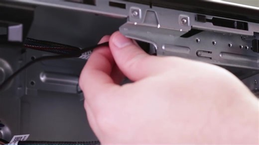 如何更换 PowerEdge T140 的光驱