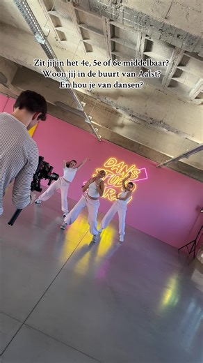 De nieuwe danslessen starten deze week!🤗🥳 Alle info & inschrijvingen kan je checken via www.dansstudiosarah.com!