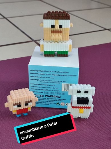 Ensamblado fácil de Peter Griffin en LEGO