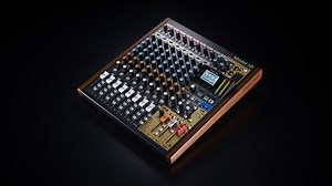 TASCAM Model 12 | DAWコントロール機能やライブ配信ミキサー用途に対応する小型デジタルミキサー | Digiland（デジランド）