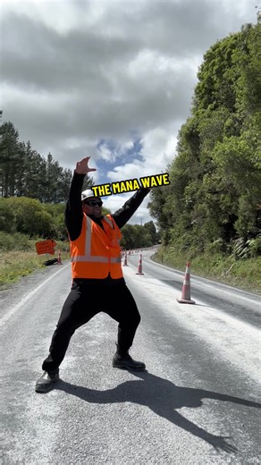 Understanding the Mana Wave in Traffic Control