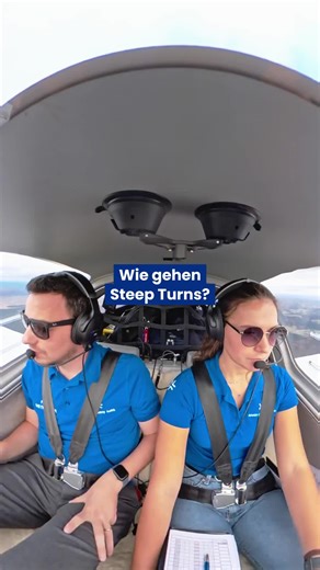 ✈️ Steep Turns im DV20! Thomas und Laura feilen an ihren Skills – saubere Kurven, voller Fokus und natürlich Spaß am Fliegen! 💯🔥 Ready for the checkride? 👨‍✈️👩‍✈️ #DV20 #SteepTurns #FlightTraining #AviationAcademyAustria #DiamondAircraft #PilotLife #FlightSchool #LearnToFly #FuturePilots #AviationLovers