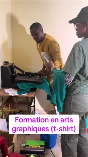 Formation en arts graphiques en cours #formationprofessionnelle #infographie #pourtoii #digitalexpert