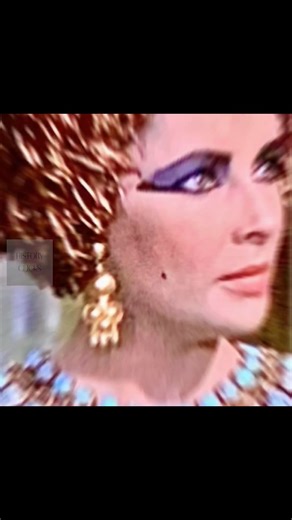 “Elizabeth Taylor — The Golden Age Icon Who Redefined Cinema” . . . . #ElizabethTaylor #LizTaylor #CinemaGoldenAge #GoldenHollywood #OldHollywood #ClassicCinema #HollywoodLegend #VintageHollywood #TimelessIcons #FilmHistory #CinemaIcon #VioletEyes #LegendaryActress #Repost #fanze_elizabeth_taylor | History Clicks