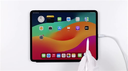 آنباکس و تست گیمینگ آیپد پرو 2024 | iPad Pro M4 Unboxing and Gaming Test