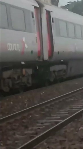 Coming from Plymouth going to Leeds is into city set HST cross country coaches with the two lead HST