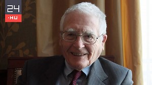 103 éves korában meghalt James Lovelock, a Gaia-elmélet atyja | 24.hu
