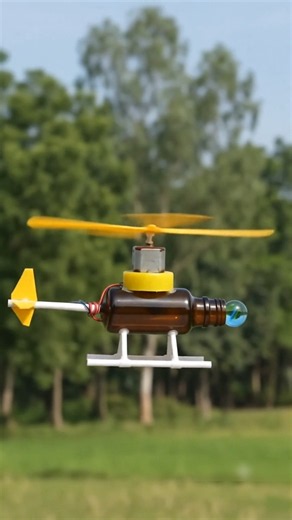 100% flying Helicopter From a Plastic Bottle 🚁 | Amazing DIY #ytshorts #youtubeshorts #short