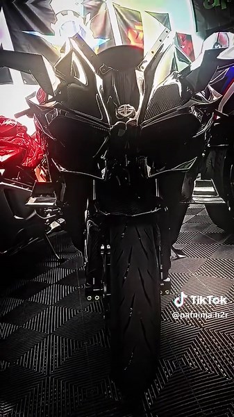 💸🔥#BigBike #sports #kawasaki #Ninja #kawasakininja #h2r #fyd