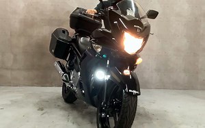 铃木250旅行摩托，2.58万配ABS，油耗2.3，标配三箱，声浪真不赖