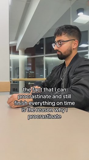 Here’s how 👇🏻 1. Organizing my work plan/scedule By organizing your work plan, it helps give you a clear vision of what you need to get done in a simplistic manner 📚 Tip: Use the ai mindmap tool by @wondershare_edrawsoft to seamlessly create an organized mindmap for your assignments! [Link in Bio] 2. Locking in When time is running out, the most important thing to do is stay focused and eliminate all distractions so you can get the work done in time (especially when there isn’t a lot of time 