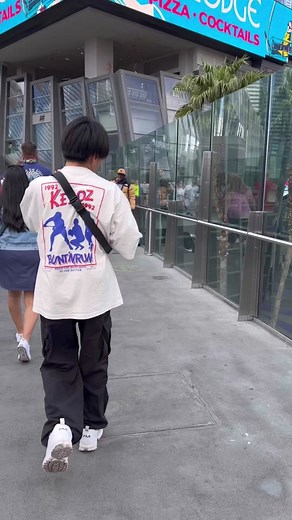 How to Avoid Common Las Vegas Scams & Hustles