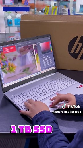 Laptop HP Super Potente Ryzen 7 con Gran Rendimiento