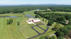 Introducing the Old Red Barn at Water's Edge! Take a virtual tour of the Old Red Barn here: https://my.matterport.com/show/?m=SDfXGn9QwoJ | Mount Ida Farm