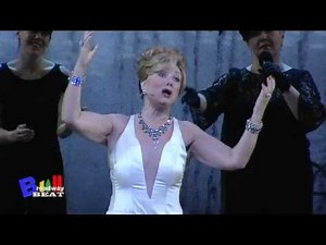 BWW TV Exclusive: FOLLIES Cast Mourns EVITA's Return to Broadway