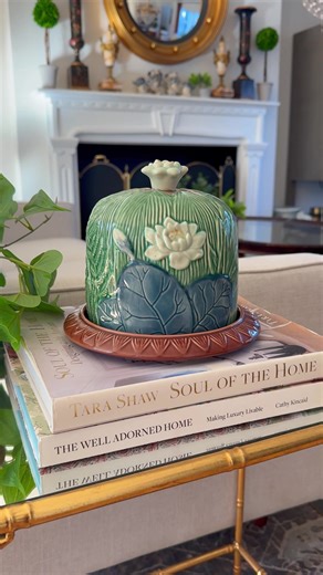 Discover the Majolica Water Lily Cheese Dome