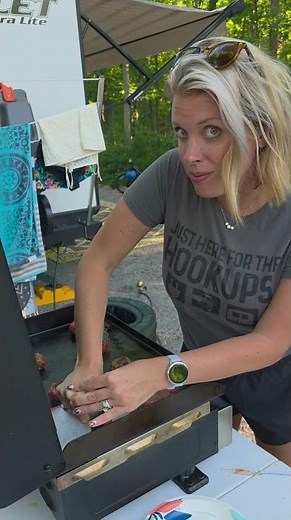 Smashburger Tacos on the Blackstone Griddle - Outdoor Cooking ‐ Easy Camping Dinner Recipe Idea
