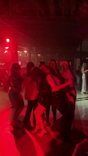 Nightclub Dance 🍾💃🕺🤟 #saudiarabi🇸🇦🇸🇦 #bar #dance #highlight #foryou