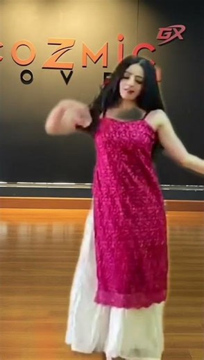 Makhna/ Bollywood dance cover/ Team naach choreography