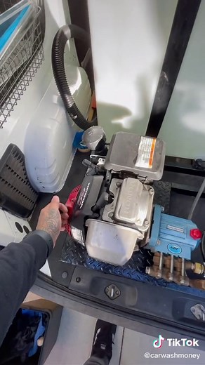 #PradaBucketChallenge #crafty #asinomas #asmr #carwash #detailing #carlover #carsoftiktok #cleantok #smallbusinesstiktok #projectcar #moneytok #cartok