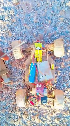 Comment fabriqué une voiture télécommandée