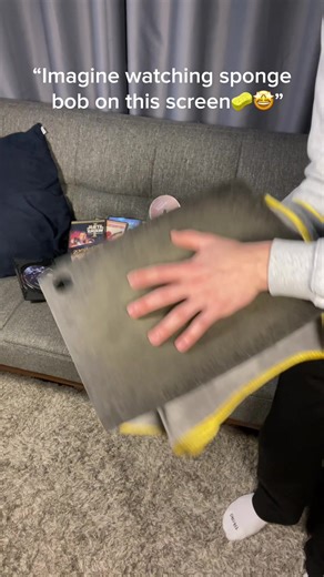 I create the perfect screen 🤩#bigscreen #fyp #spongebobsquarepants